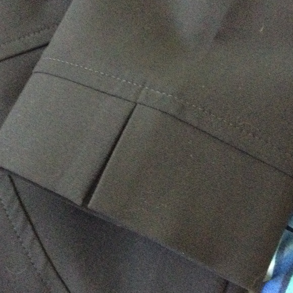 Trina Turk three-quarter length sleeve structured mini dress with pockets - Picture 6 of 6